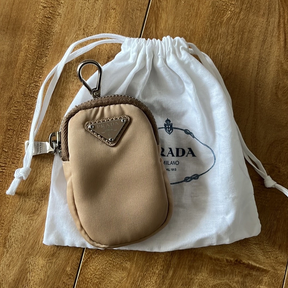 Re-Nylon Mini Pouch - Picture 2 of 10